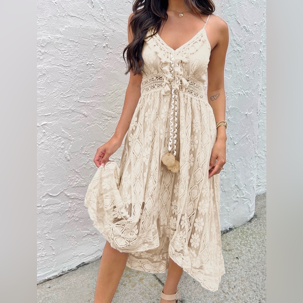 Cupshe Astrid Sleeveless V-neck Tassel Ruching Dress